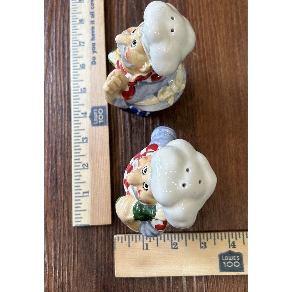 Vintage Italian Chef Salt/Pepper Shaker